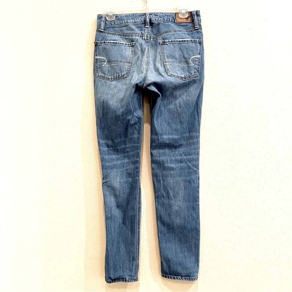 AMERICAN EAGLE Womens Tomgirl Jeans Shadow Patched Blues Button Fly Denim Size 0